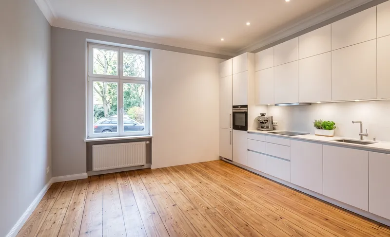 3,5-Zimmer-Wohnung in Charlottenburg mit Balkon und Einbauküche — photo 1